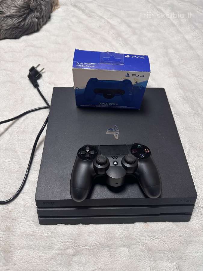 Ps4 pro 1trb