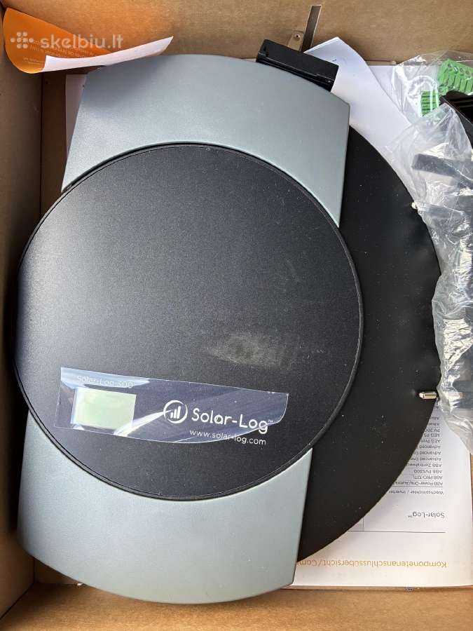 Solar-log 300 saulės elektrinės monitoringo įrengi