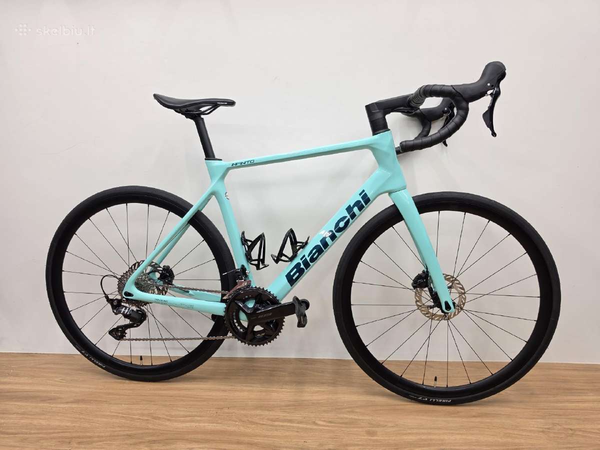 Bianchi Infinito 28er L 2x12s Shimano 105