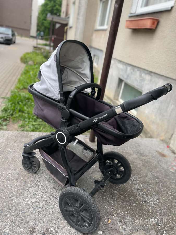 Kinder kraft vaiko vežimėlis. Keičiasi pusėmis.
