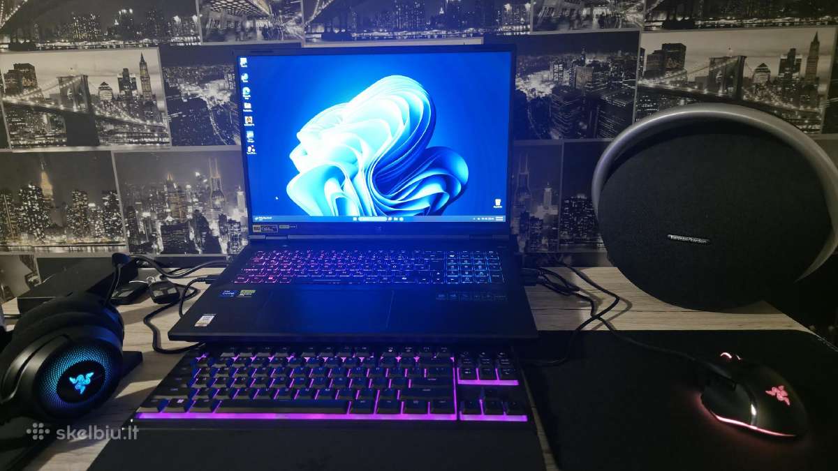 Acer Predator Helios Neo 18 +Priedai