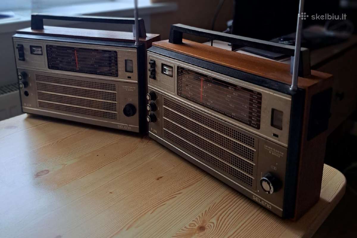 Vintažiniai radijo imtuvai Selena B-216 su gam. Fm