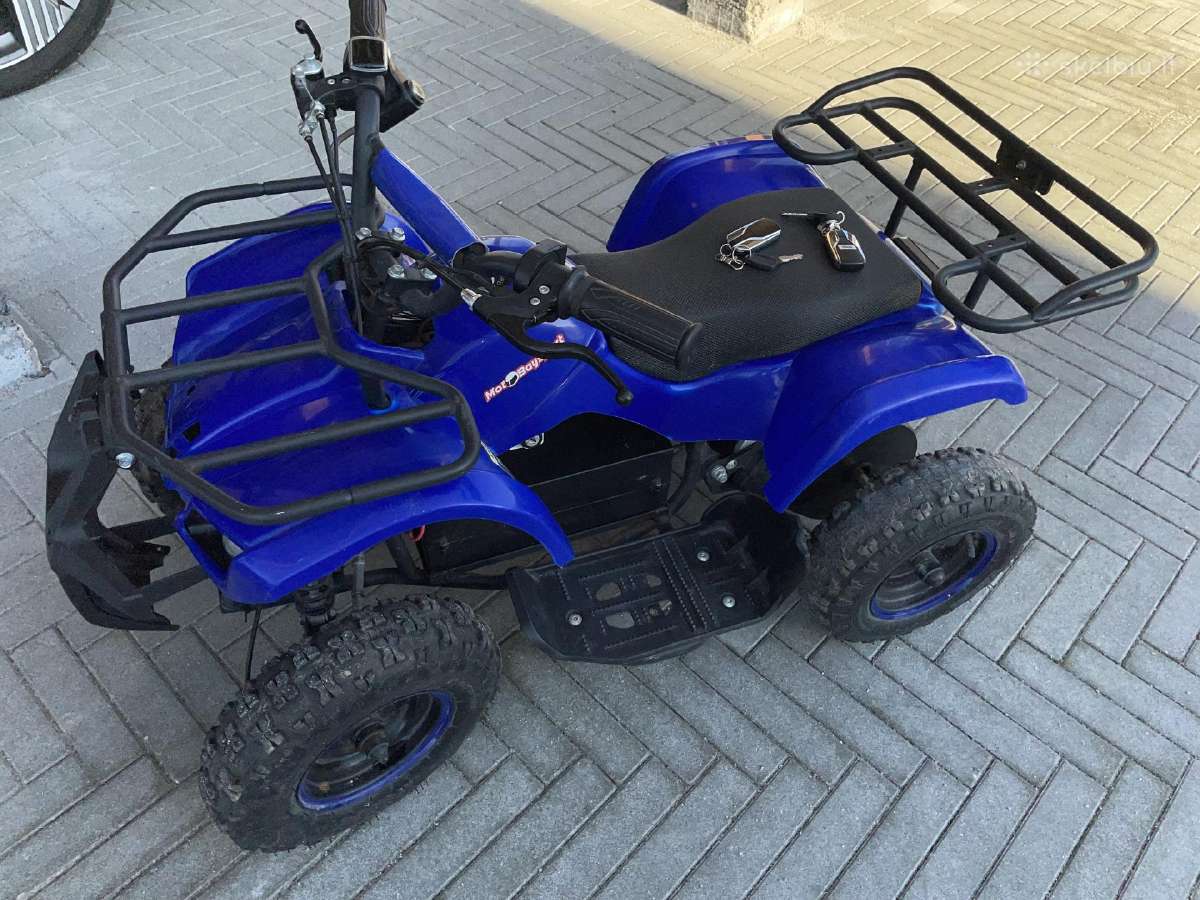 Vaikiškas elektrinis keturratis