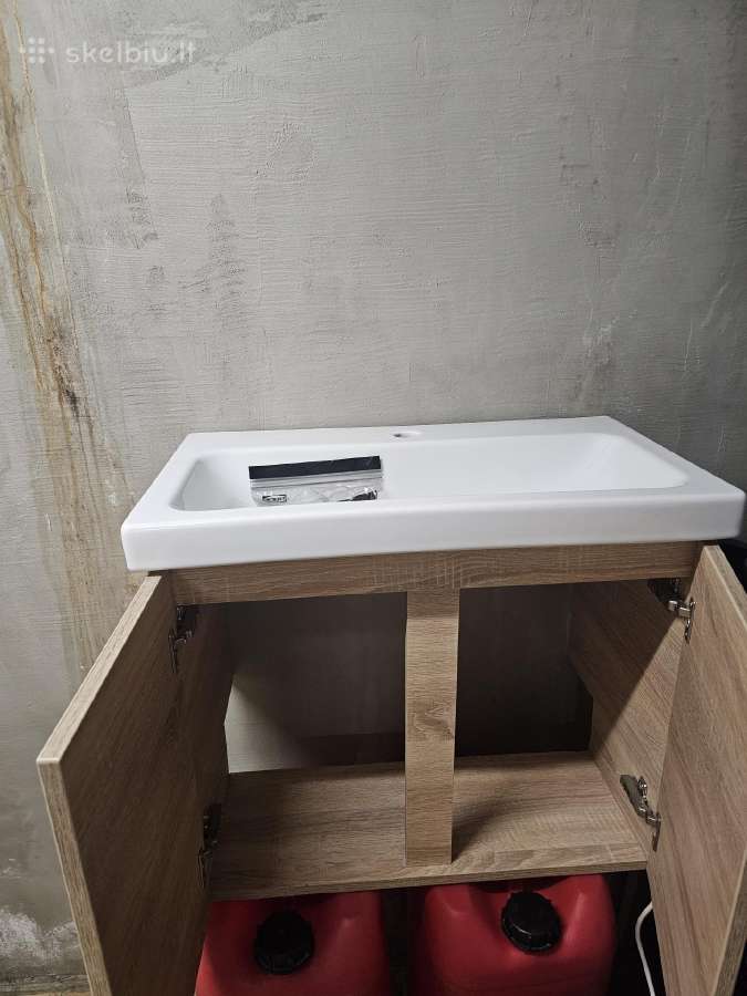 Kriauklė su spintele