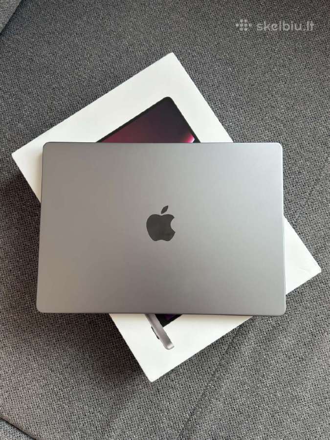 MacBook Pro M2 2023