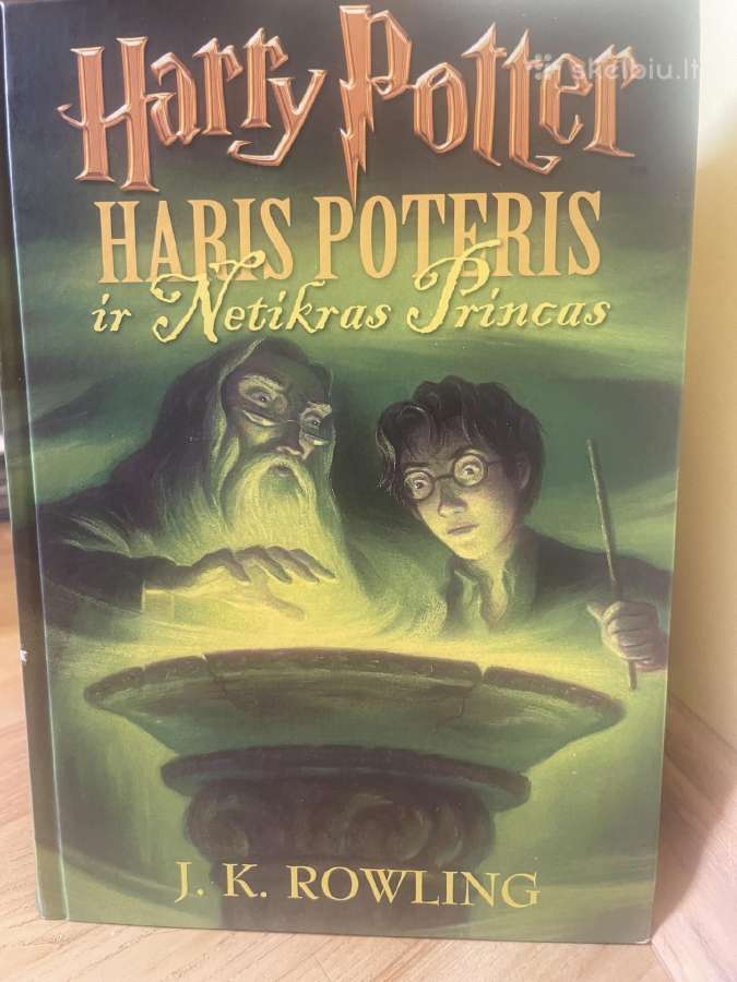 Parduodamos knygos