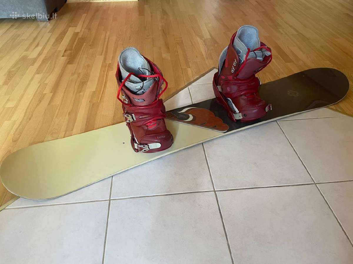Burton Feelgood 155 cm + Burton tvirtinimai + Burt