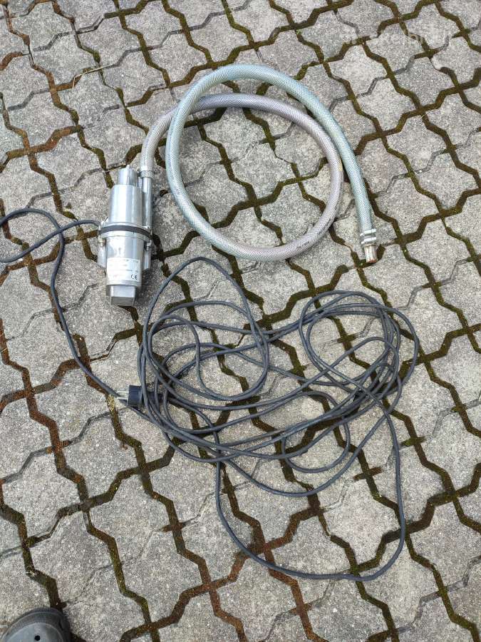 Vibracinis giluminis vandens siurblys