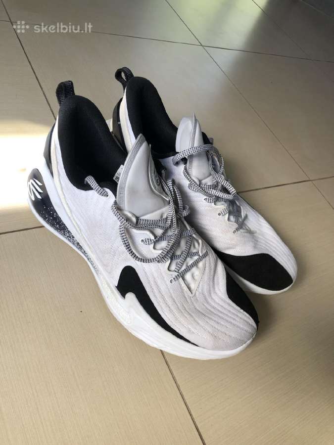 Under Armour Curry Flow 12