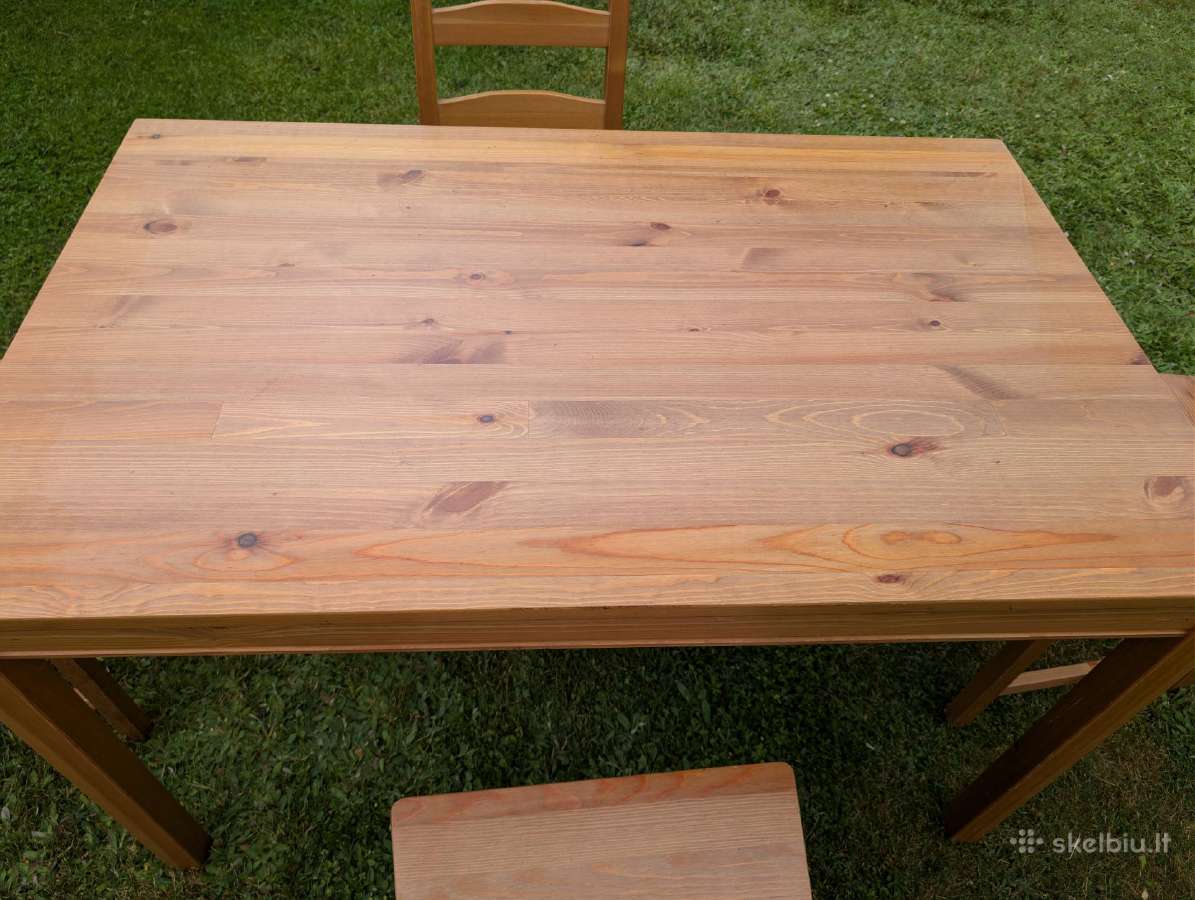 Parduodu Ikea stalą su kěděm