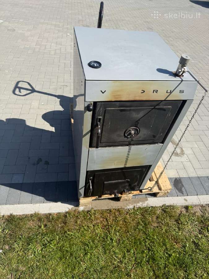 Parduodu 5 sekcijų kieto kuro katilą „viadrus“