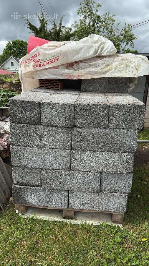 Fibo blokeliai 3 Mpa 25x49x18,5 likučiai