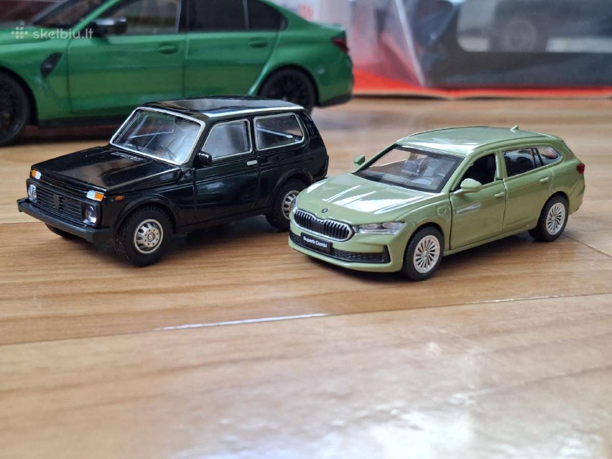 1:43 Lada Niva ir Škoda Superb