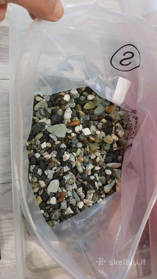 Akvariumas 70 litrų su dekoracijomis - nuotraukos Nr. 3