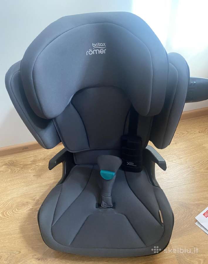 Automobilinė kėdutė Britax Riomer kidfix i-size