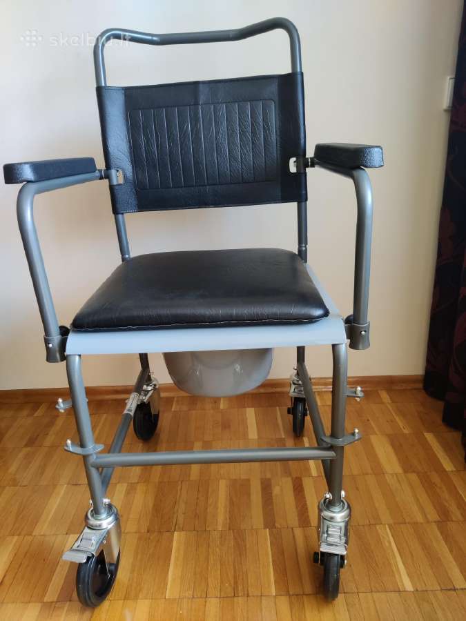Tualeto kėdė su ratukais nauja
