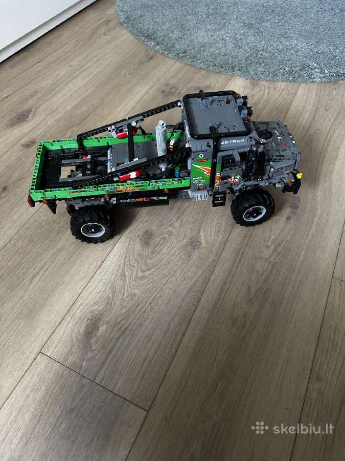 Mercedes-benz sunkvežimio Lego konstruktorius