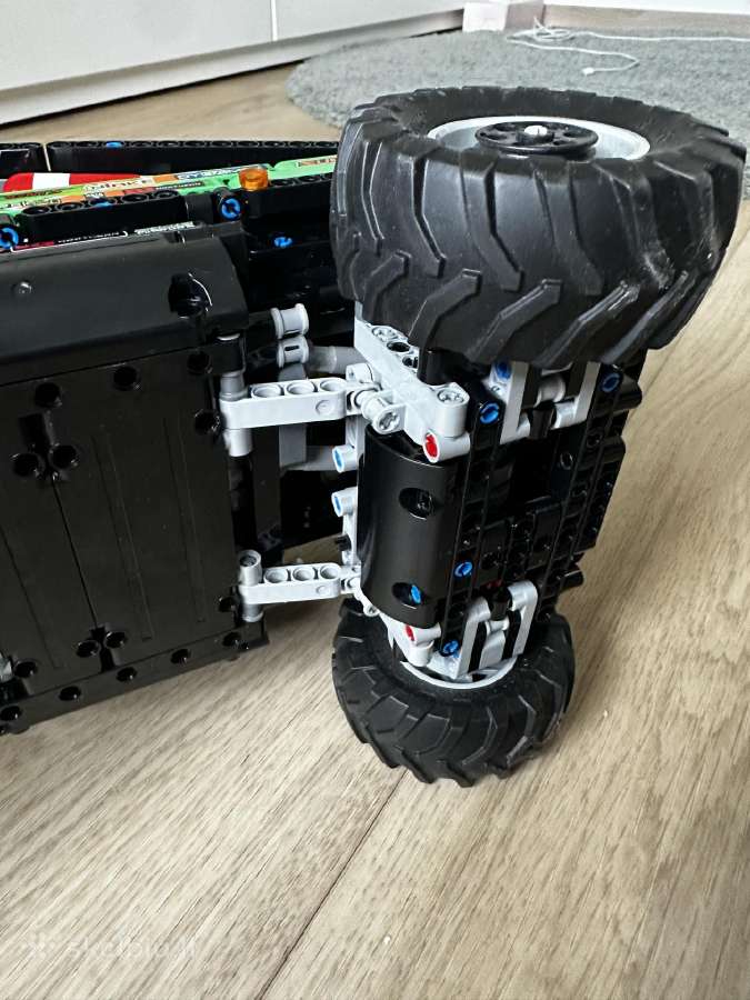 Mercedes-benz sunkvežimio Lego konstruktorius - nuotraukos Nr. 7