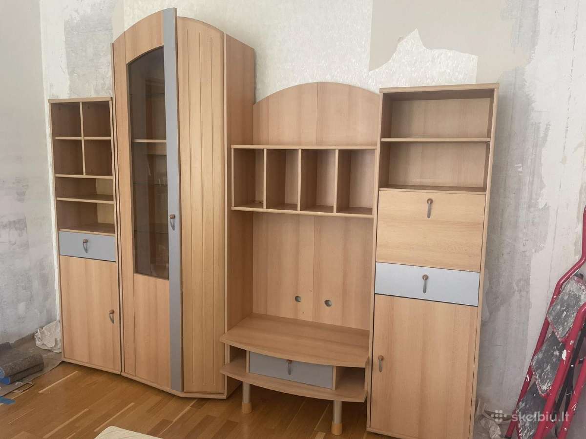 Sekcija ir staliukas