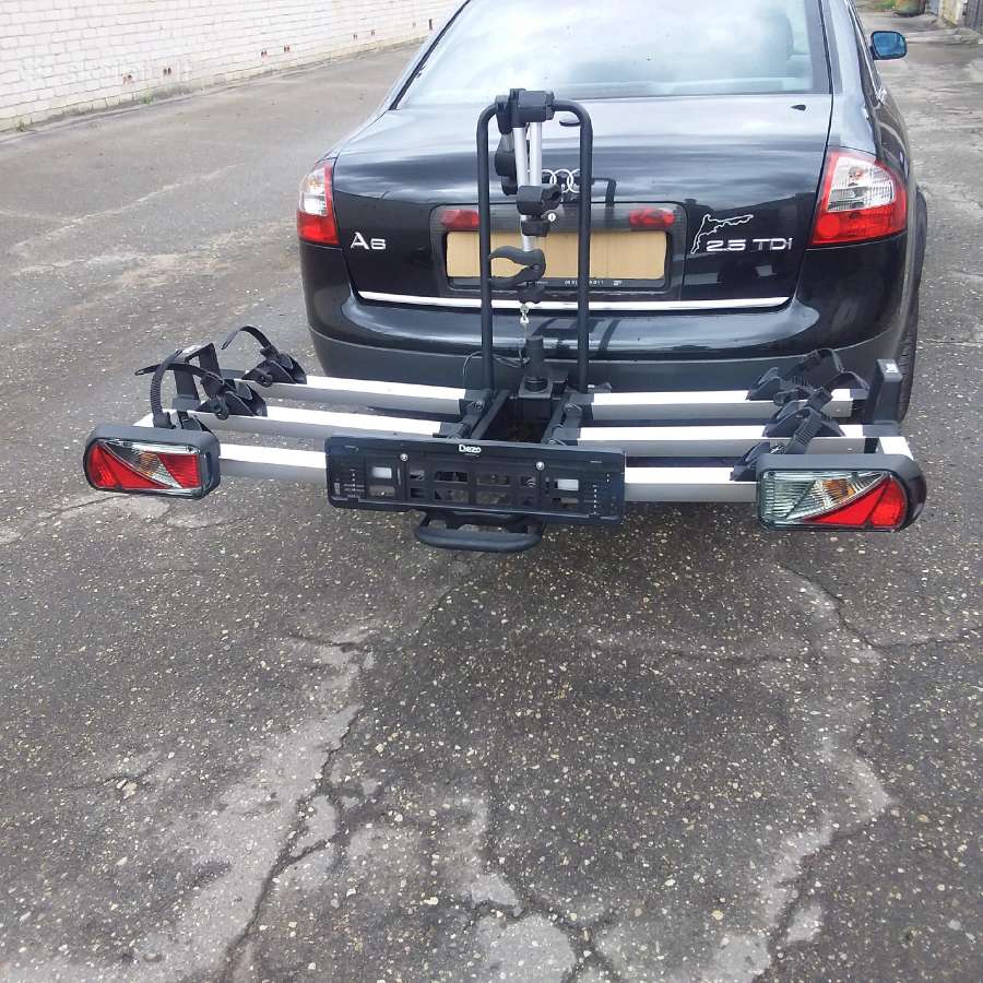 Dviračiu laikiklis trivietis