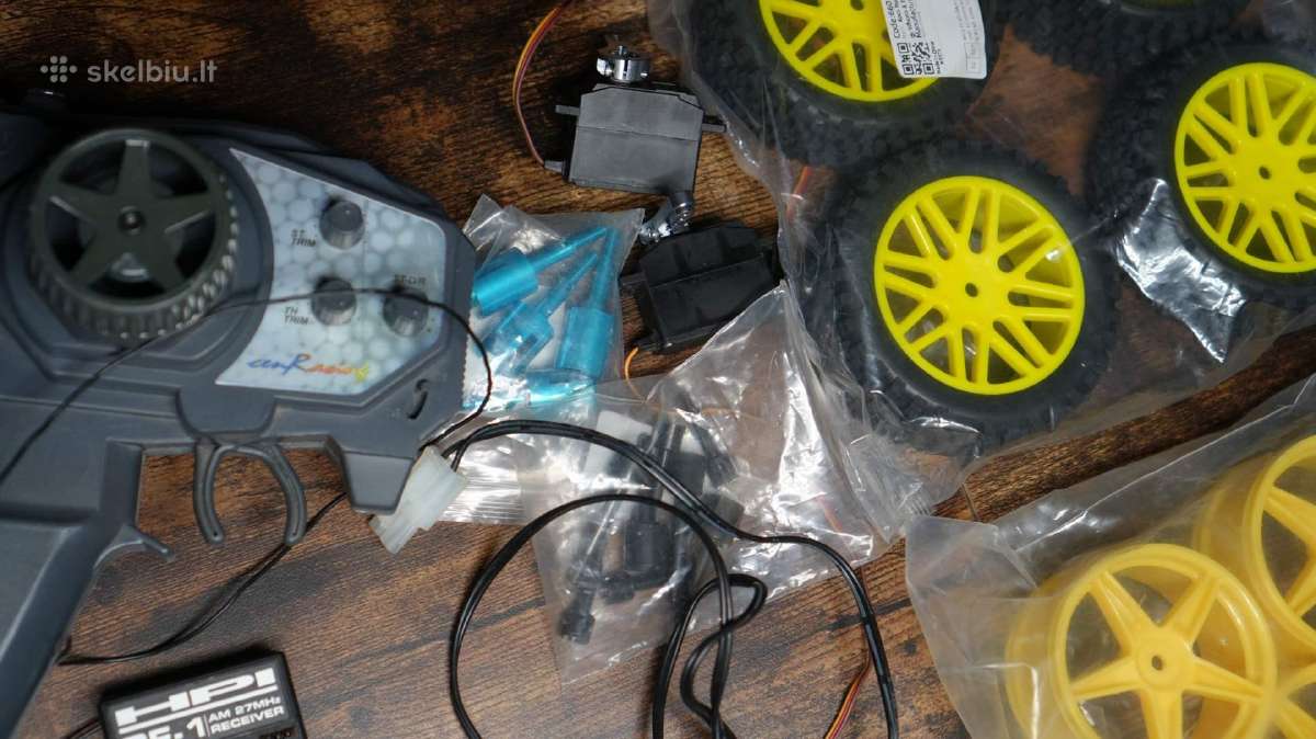 RC dalys, valdymo sistema, ratai ir kt. - nuotraukos Nr. 3