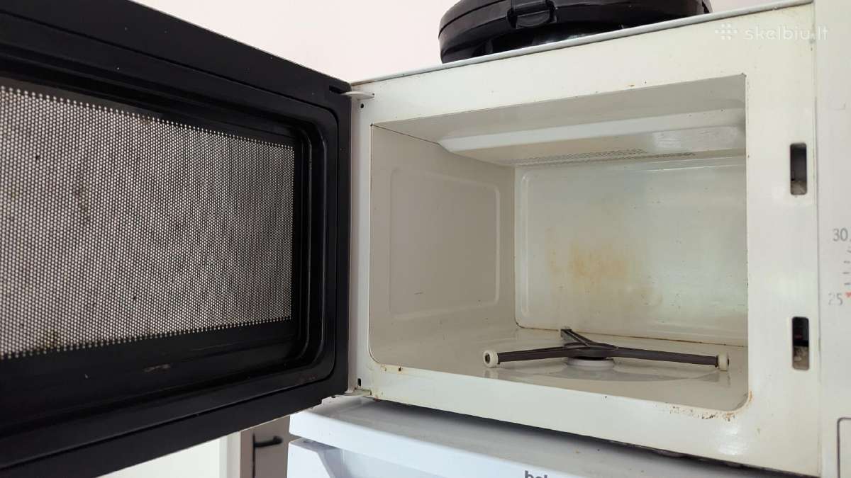 Microwave/mikrobangų krosnelėje