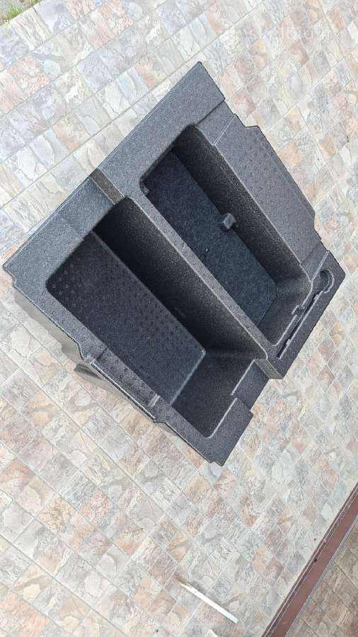 Subaru Outback bagažinės organaizeris (putplastis)