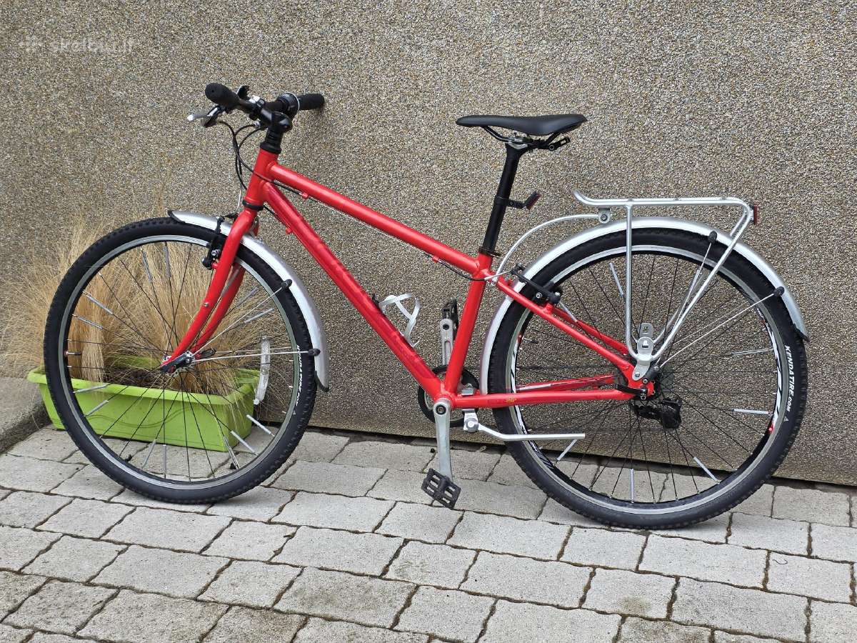Islabikes 26 Beinn. Small. Teal.