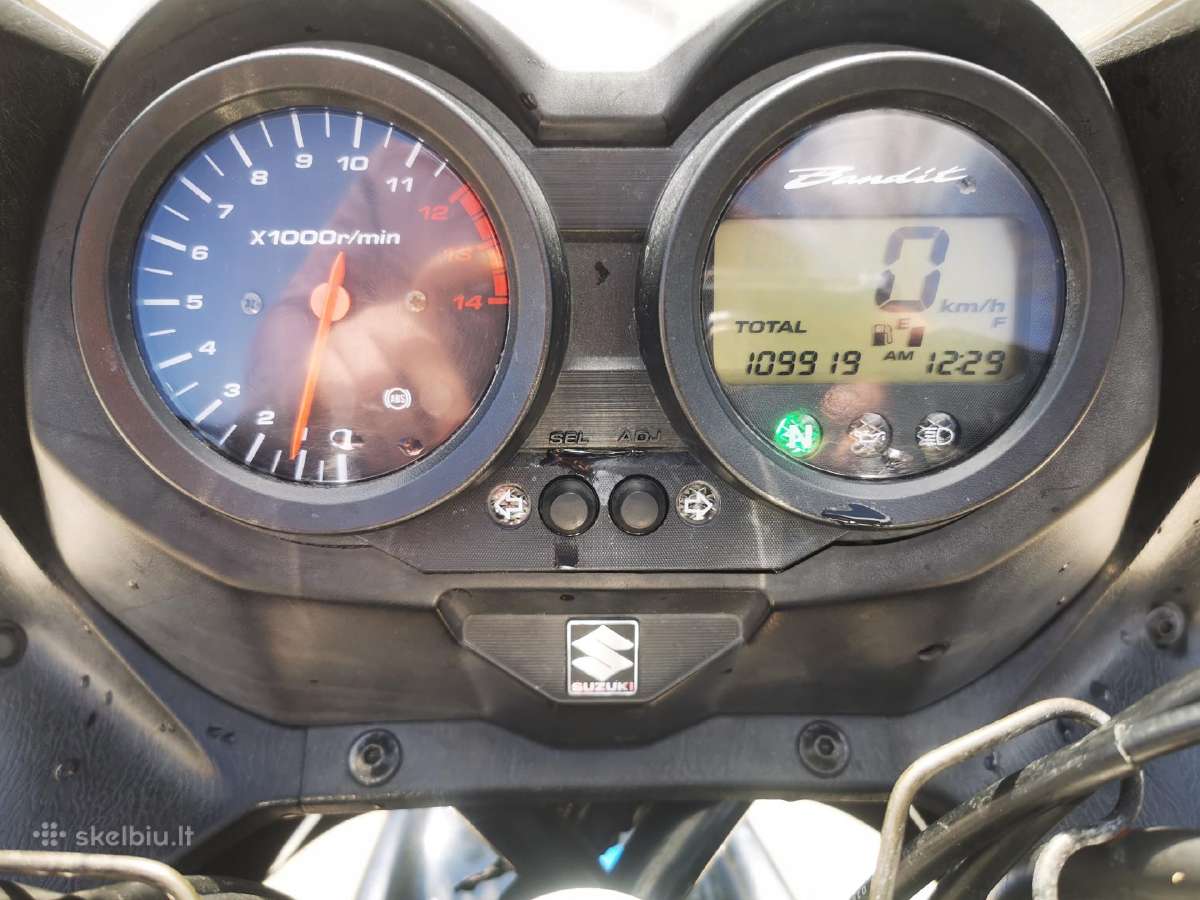 Suzuki gsf650 - nuotraukos Nr. 12