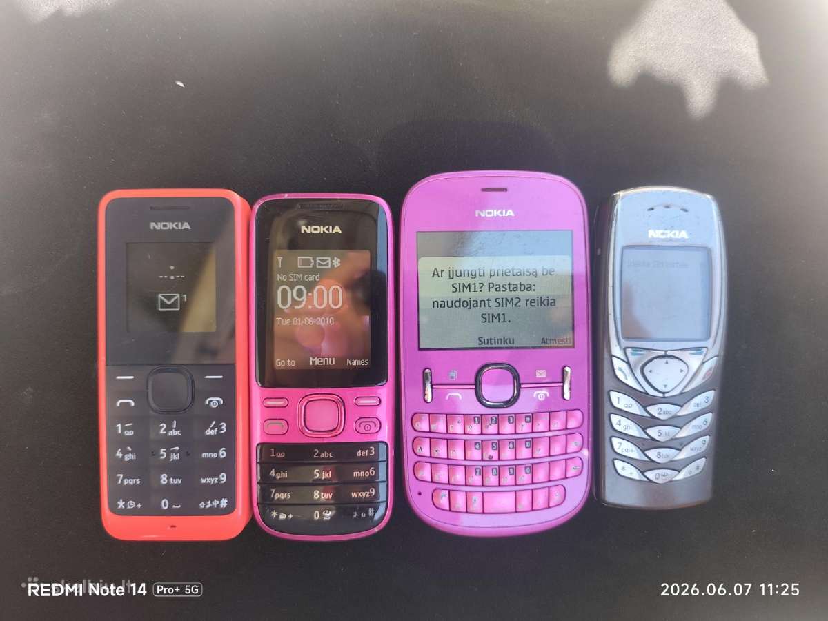 Nokia 5130 xpress music 2660 Barbie