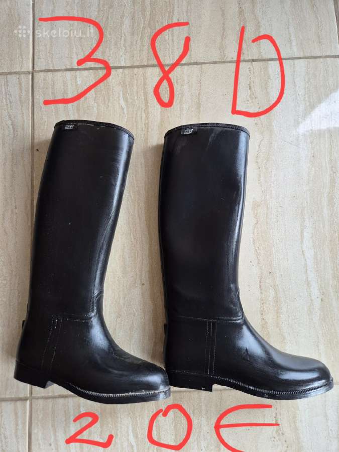 Batai,šalmai - nuotraukos Nr. 5