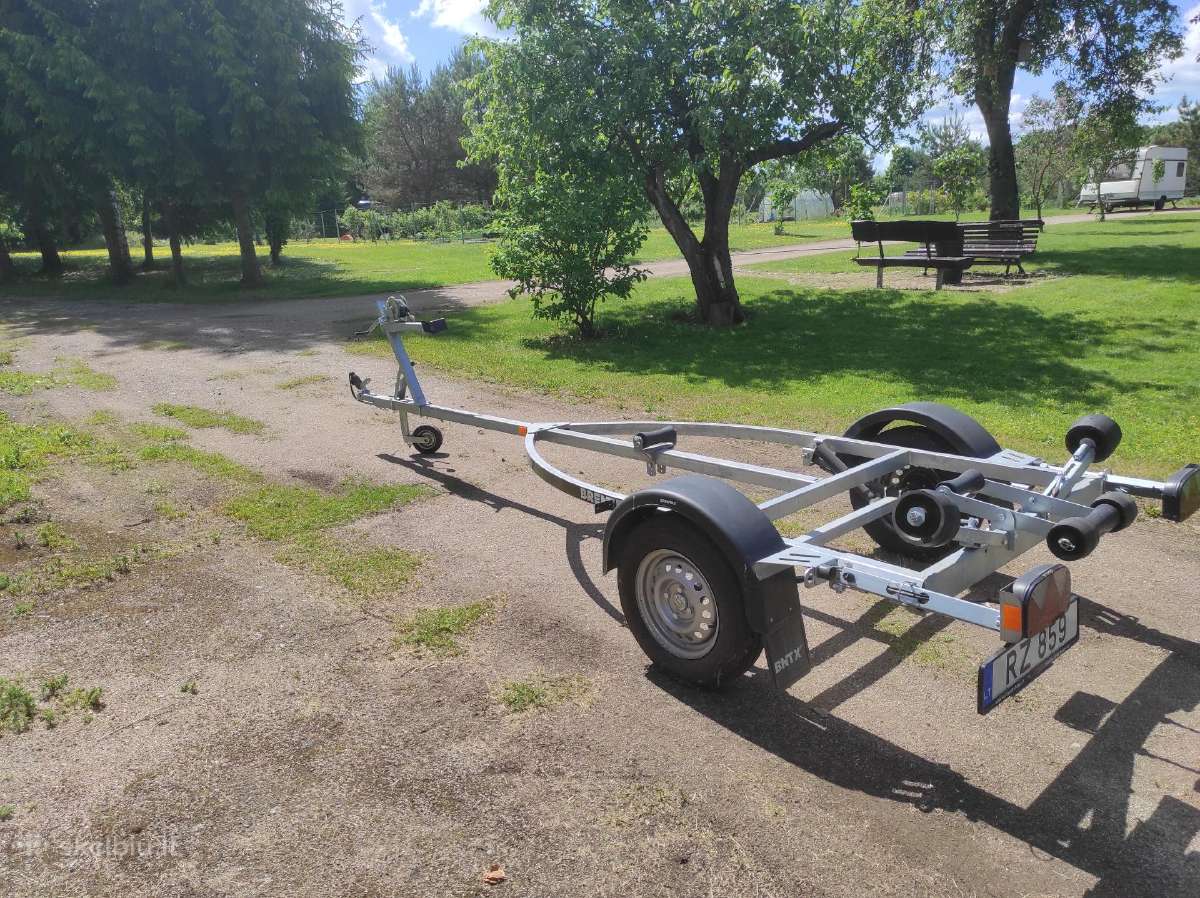 Valties priekaba Brentex Bren-450b