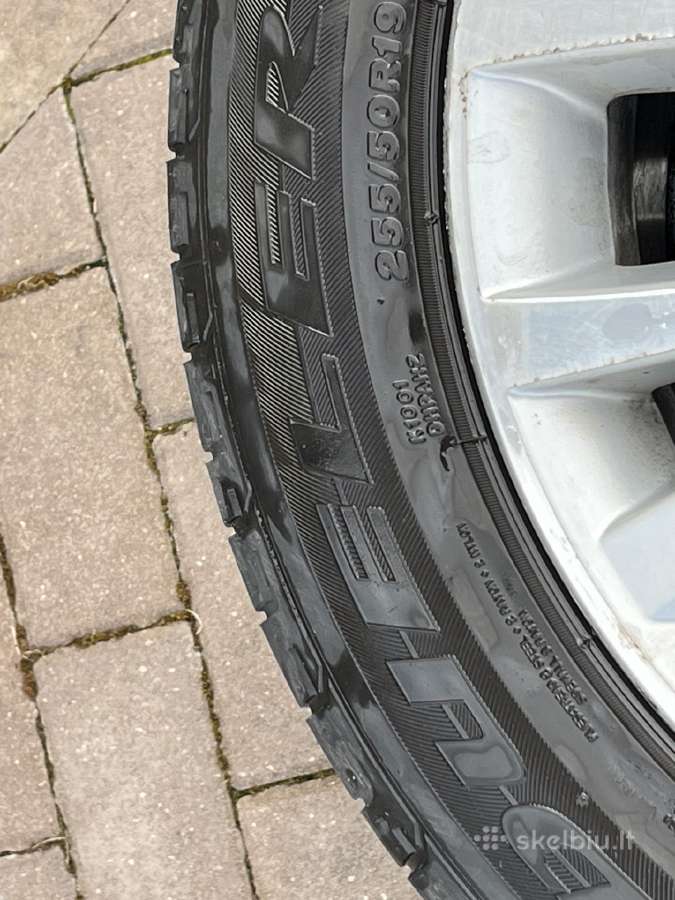 95% R19/255/50 padangos bridgestone dueler - nuotraukos Nr. 3