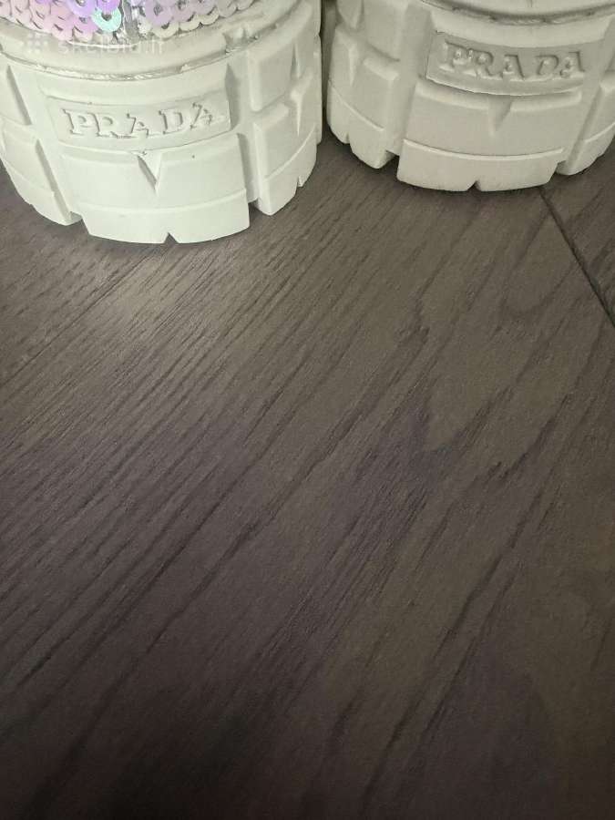Prada kedai - nuotraukos Nr. 4