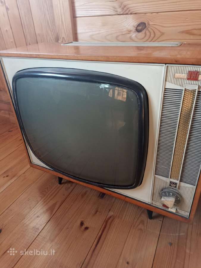 Parduodu antikvainį televizorių Kuršėnuose.
