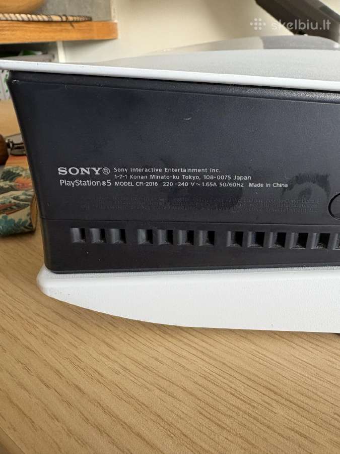 Ps5 Slim Disc + 2 pultai,