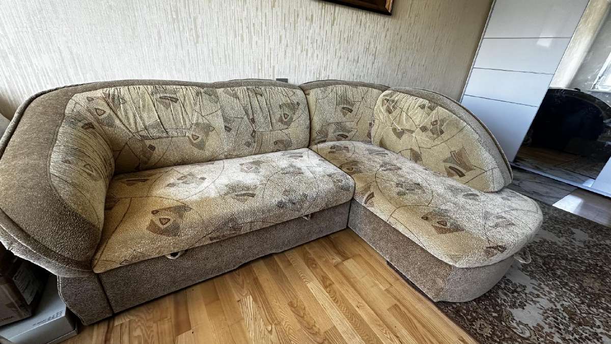 Atiduodu ištiesiamą sofą