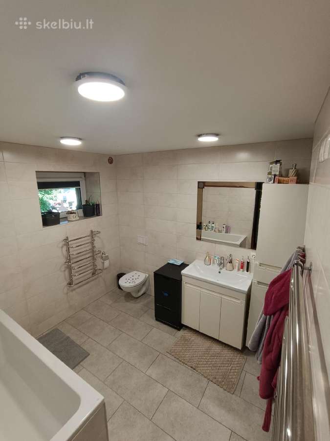 200m2 namas Laumėnuose - nuotraukos Nr. 8