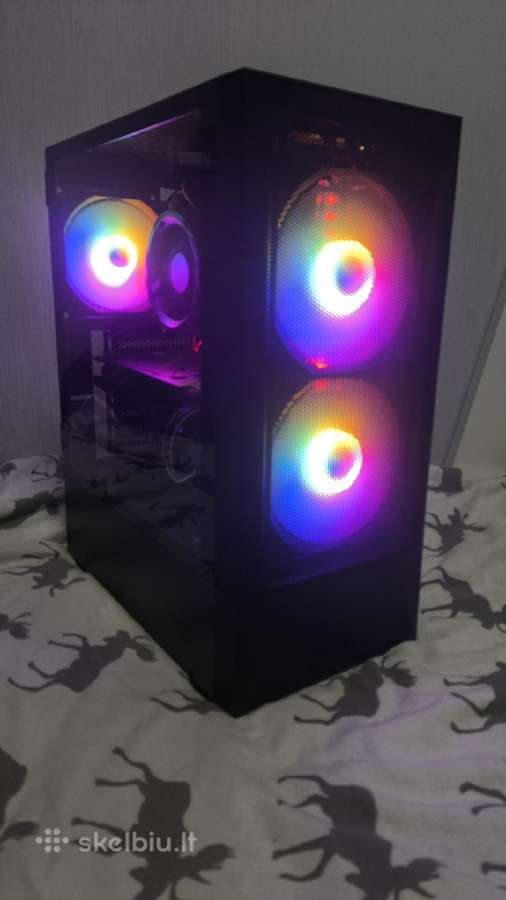 Kompiuteris: 16gb RAM, gtx 1080 ir i5 7600k