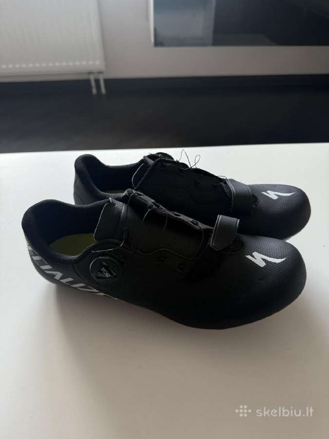 Specialized batai