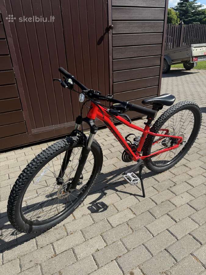 Specialized kalnų dviratis.