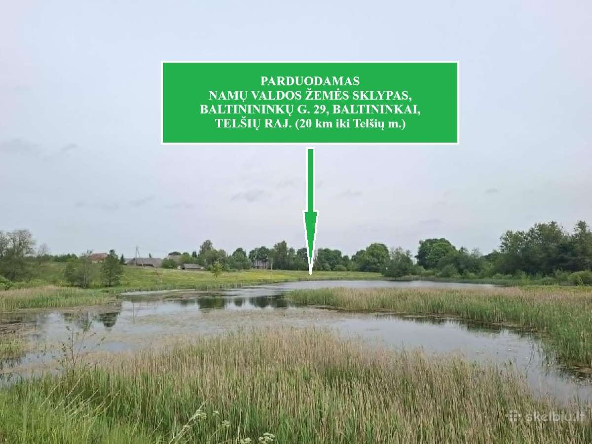 Vaizdingoje vietoje, su dalimi vandens telkinio