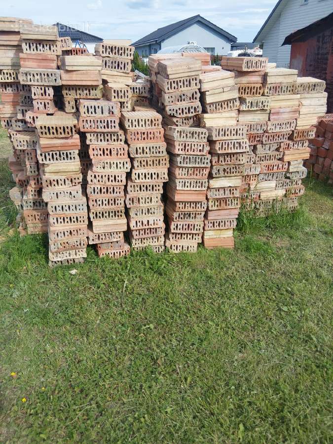 Dovanoju pertvarinius keramikinius blokelius,