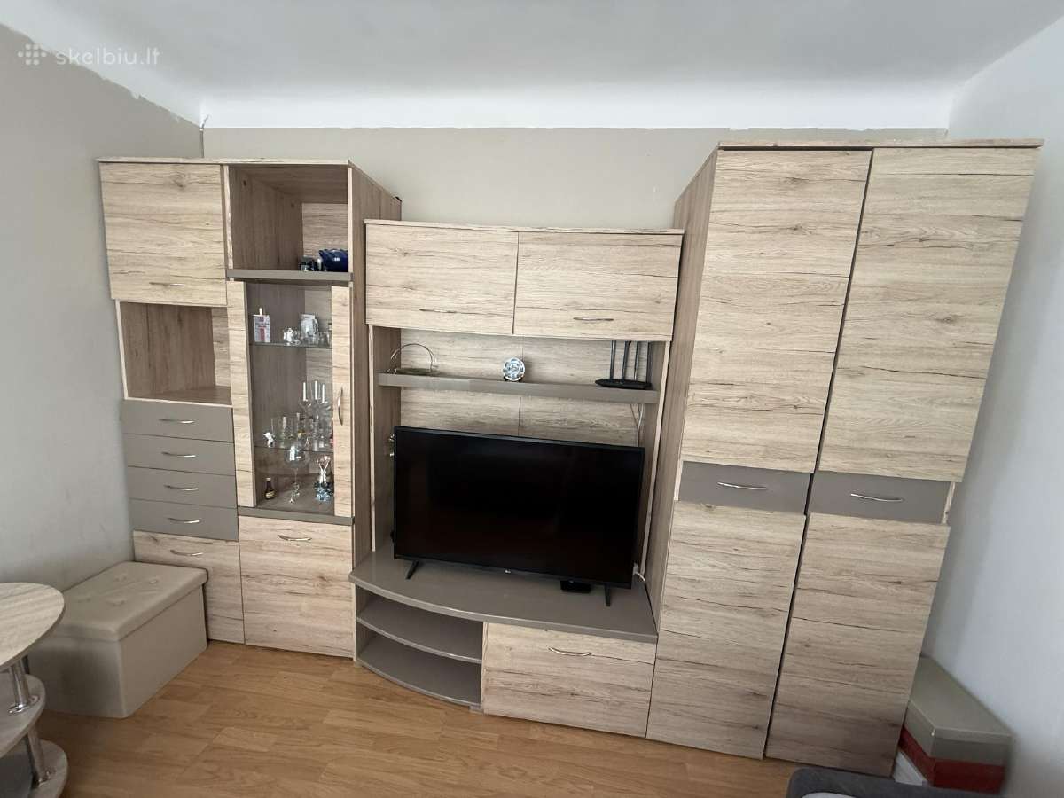 Parduodu tvarkingą ir talpią svetainės sekciją. - nuotraukos Nr. 5