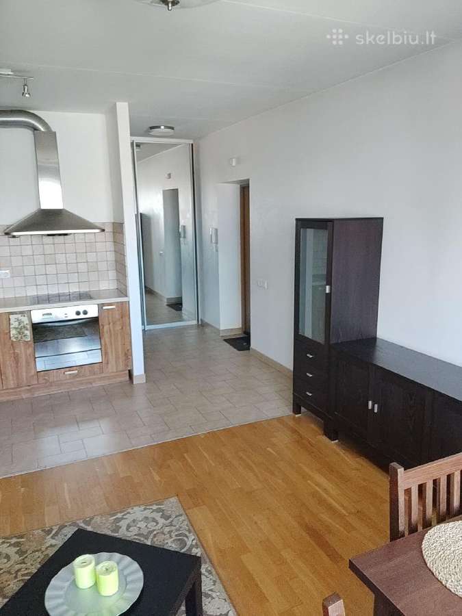 Išnuomojamas dviejų kambarių butas su baldais - nuotraukos Nr. 2