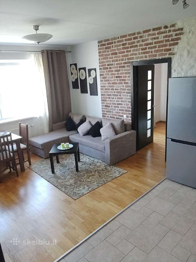 Išnuomojamas dviejų kambarių butas su baldais