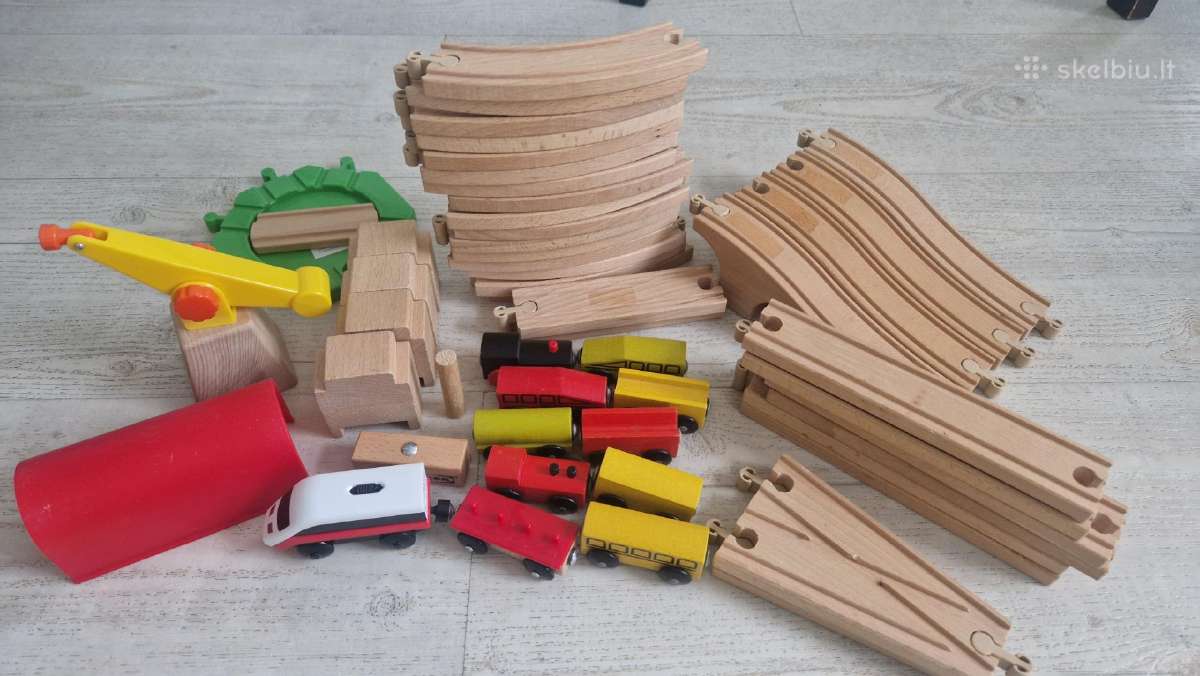 Ikea traukiniai ir bėgiai