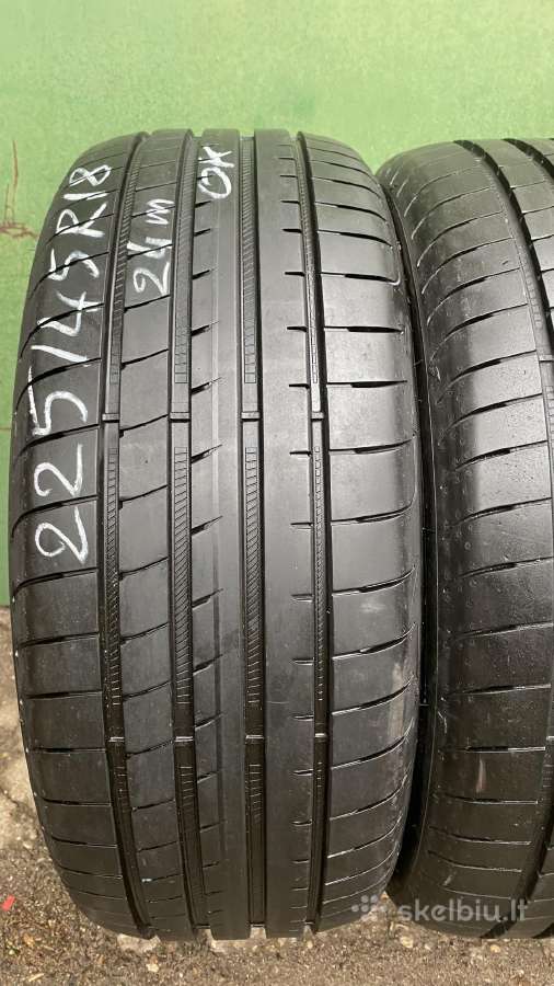 225/45r18
