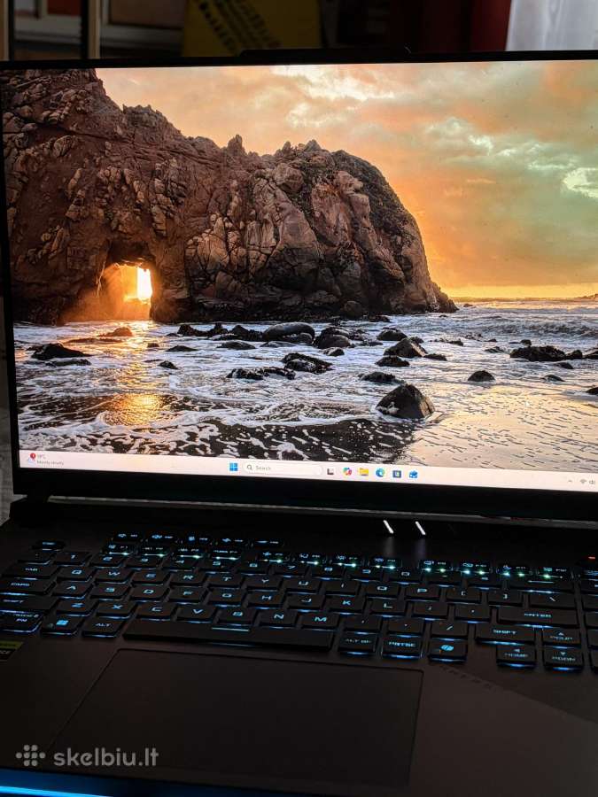 Parduodu Asus Rog Strix G16