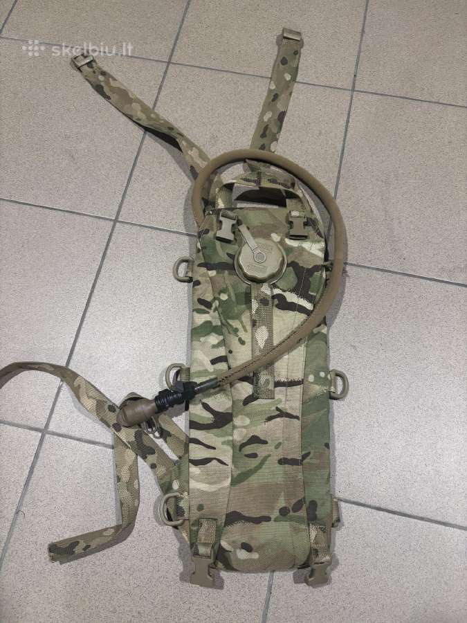 Mažai naudota camelback gertuvė/kruprinė